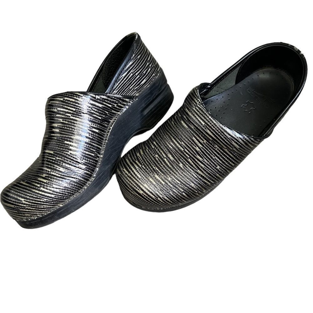 Dansko clogs EU 37 Nurse Shoes